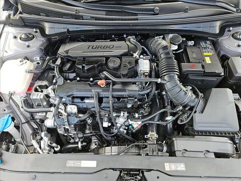 Certified 2025 Hyundai Elantra N Line FWD image 28