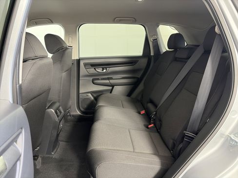 Used 2025 Honda CR-V LX image 8