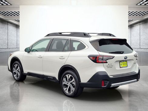 Certified 2022 Subaru Outback Limited AWD/4WD image 9