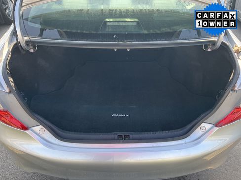 Used 2014 Toyota Camry LE FWD image 12