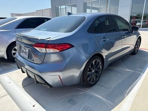 Used 2025 Toyota Corolla SE w/ SE Premium Package FWD image 7