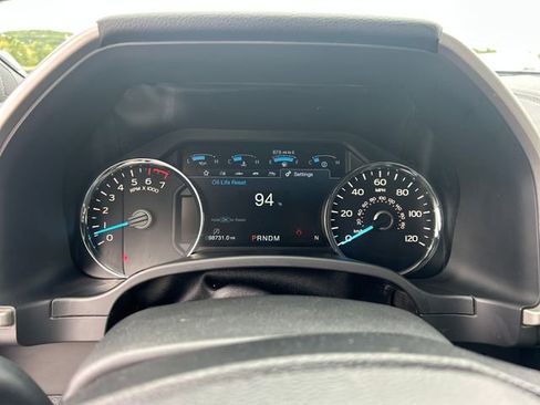 Used 2019 Ford F150 Lariat w/ Equipment Group 502A Luxury image 16