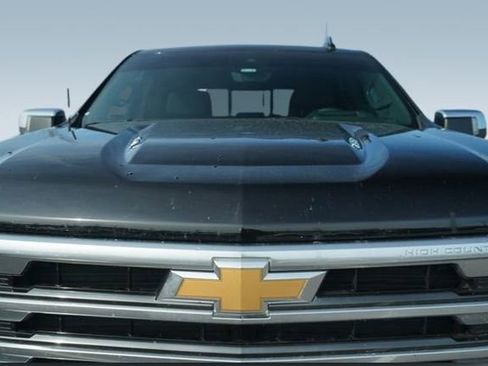 Used 2024 Chevrolet Silverado 1500 High Country image 42