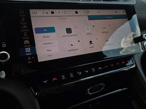 New 2026 Jeep Grand Cherokee Limited RWD image 7