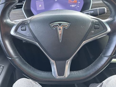 Used 2016 Tesla Model X 90D image 42