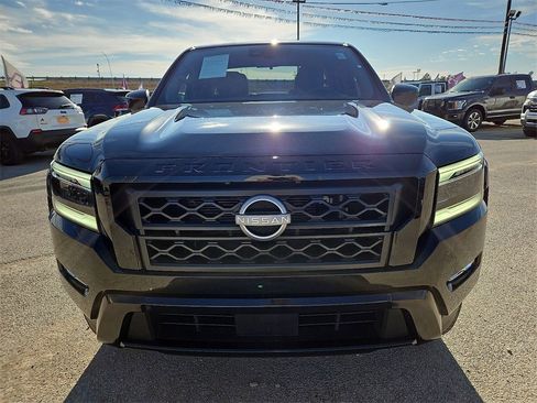 Used 2023 Nissan Frontier SV w/ Midnight Edition Package image 12