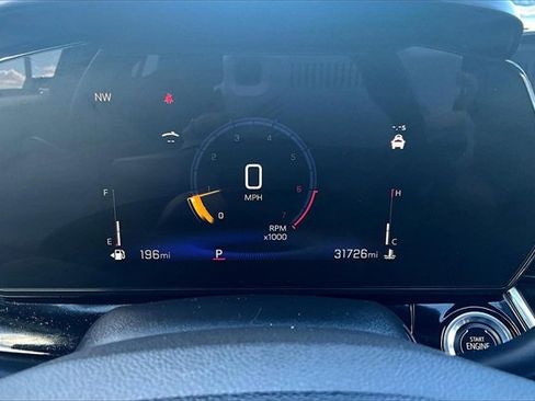 Used 2024 Chevrolet Trax RS w/ Sunroof Package image 20