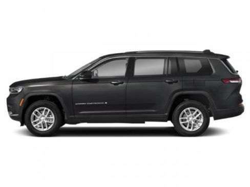 Used 2023 Jeep Grand Cherokee L Laredo AWD/4WD image 3