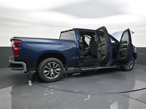 Used 2023 Chevrolet Silverado 1500 LT RWD image 28