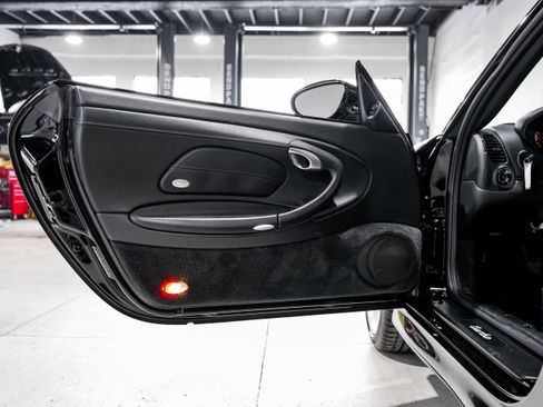 Used 2001 Porsche 911 Turbo image 23