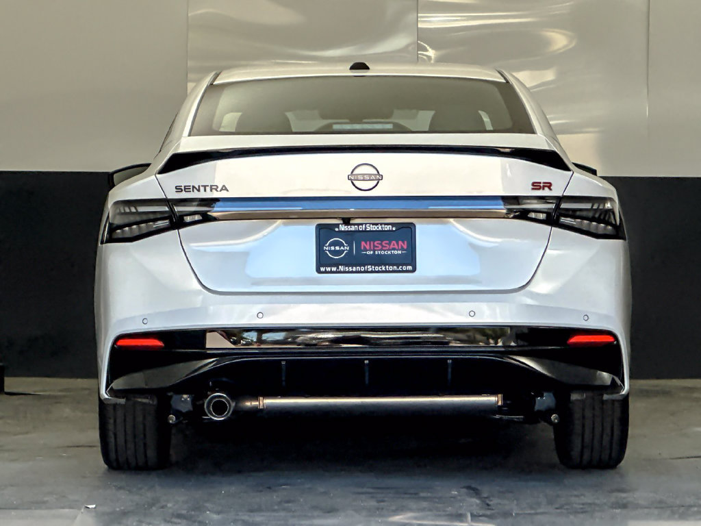 Used 2026 Nissan Sentra SR w/ SR Premium Package FWD image 4