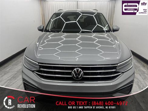 Used 2024 Volkswagen Tiguan S FWD image 2