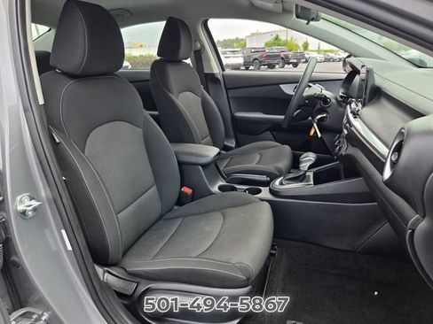 Used 2024 Kia Forte LXS FWD image 14