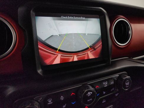 Used 2021 Jeep Wrangler Unlimited Rubicon image 14