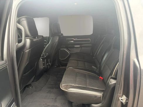 Used 2019 RAM 1500 Laramie AWD/4WD image 27