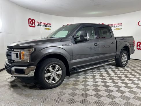 Used 2018 Ford F150 XLT w/ Equipment Group 302A Luxury image 3