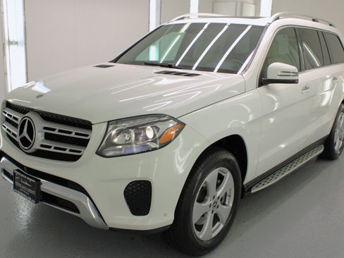 Used 2018 Mercedes-Benz GLS 450 4MATIC image 4
