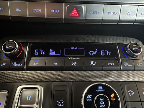 Used 2020 Hyundai Palisade Limited AWD/4WD image 17