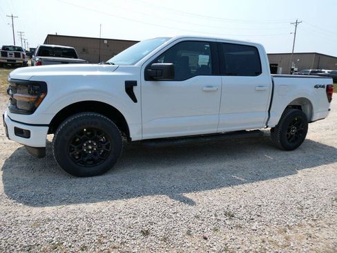 New 2026 Ford F150 XLT w/ XLT Black Appearance Package AWD/4WD image 7