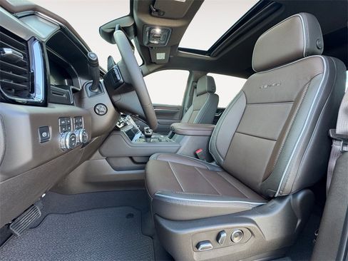 New 2026 GMC Sierra 1500 Denali image 9