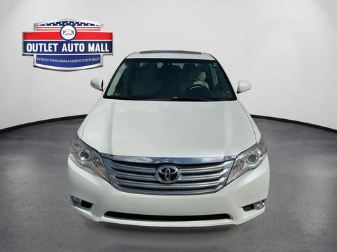 Used 2012 Toyota Avalon Limited FWD image 8