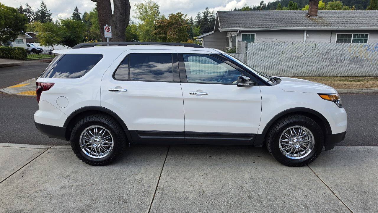 Used 2014 Ford Explorer Sport w/ Equipment Group 401A AWD/4WD image 5