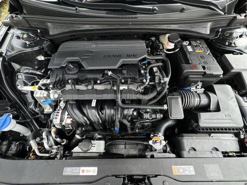 New 2026 Hyundai Elantra SE FWD image 29