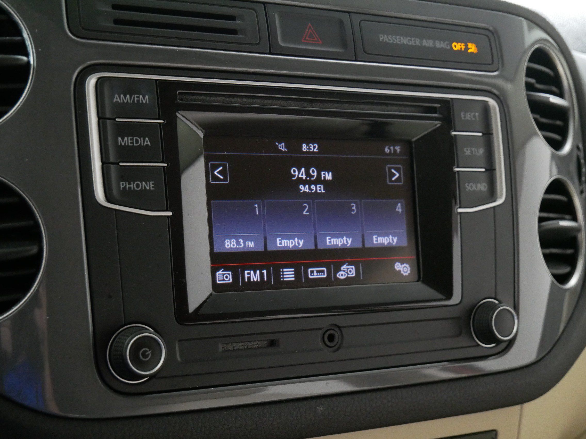 Used 2016 Volkswagen Tiguan S FWD image 22