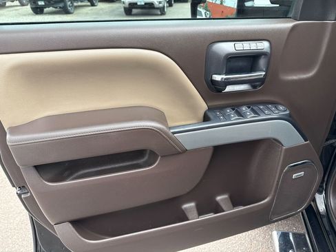 Used 2018 Chevrolet Silverado 2500 LTZ w/ Duramax Plus Package image 24