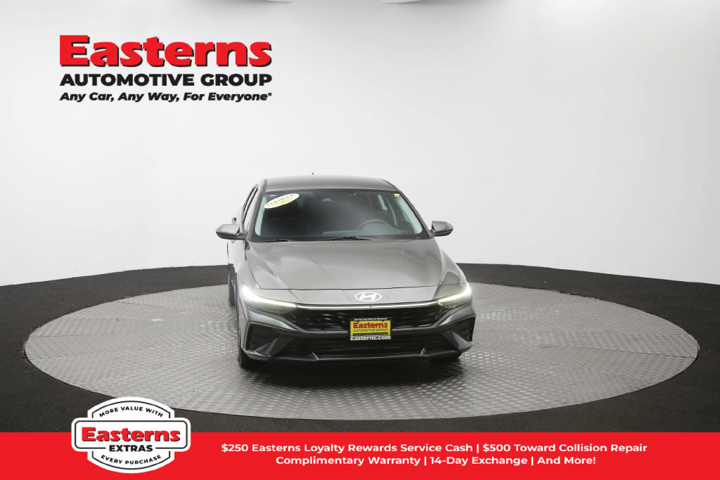 Used 2024 Hyundai Elantra SEL FWD image 51