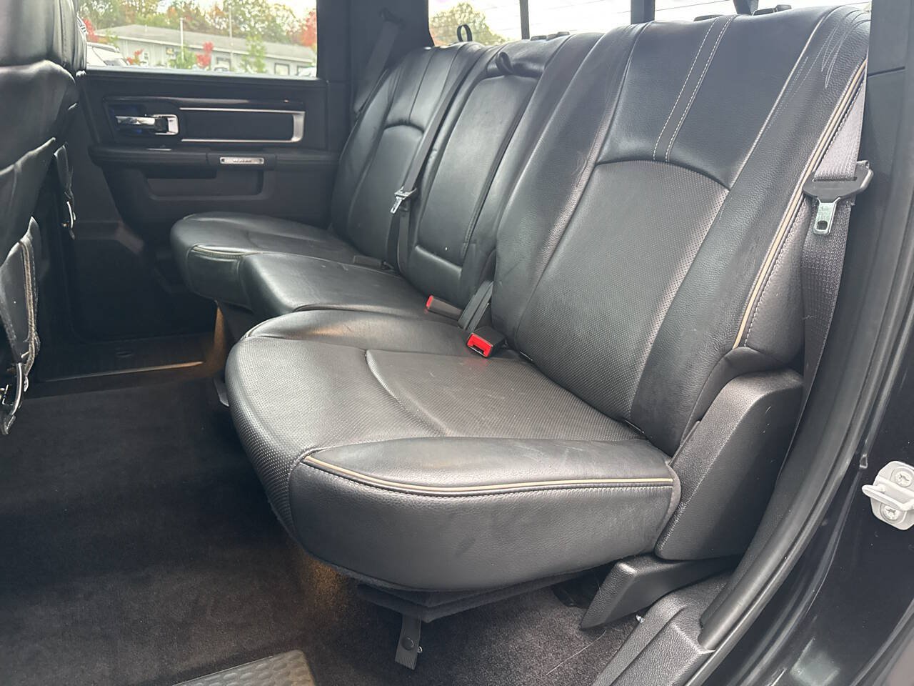 Used 2017 RAM 1500 Limited AWD/4WD image 16