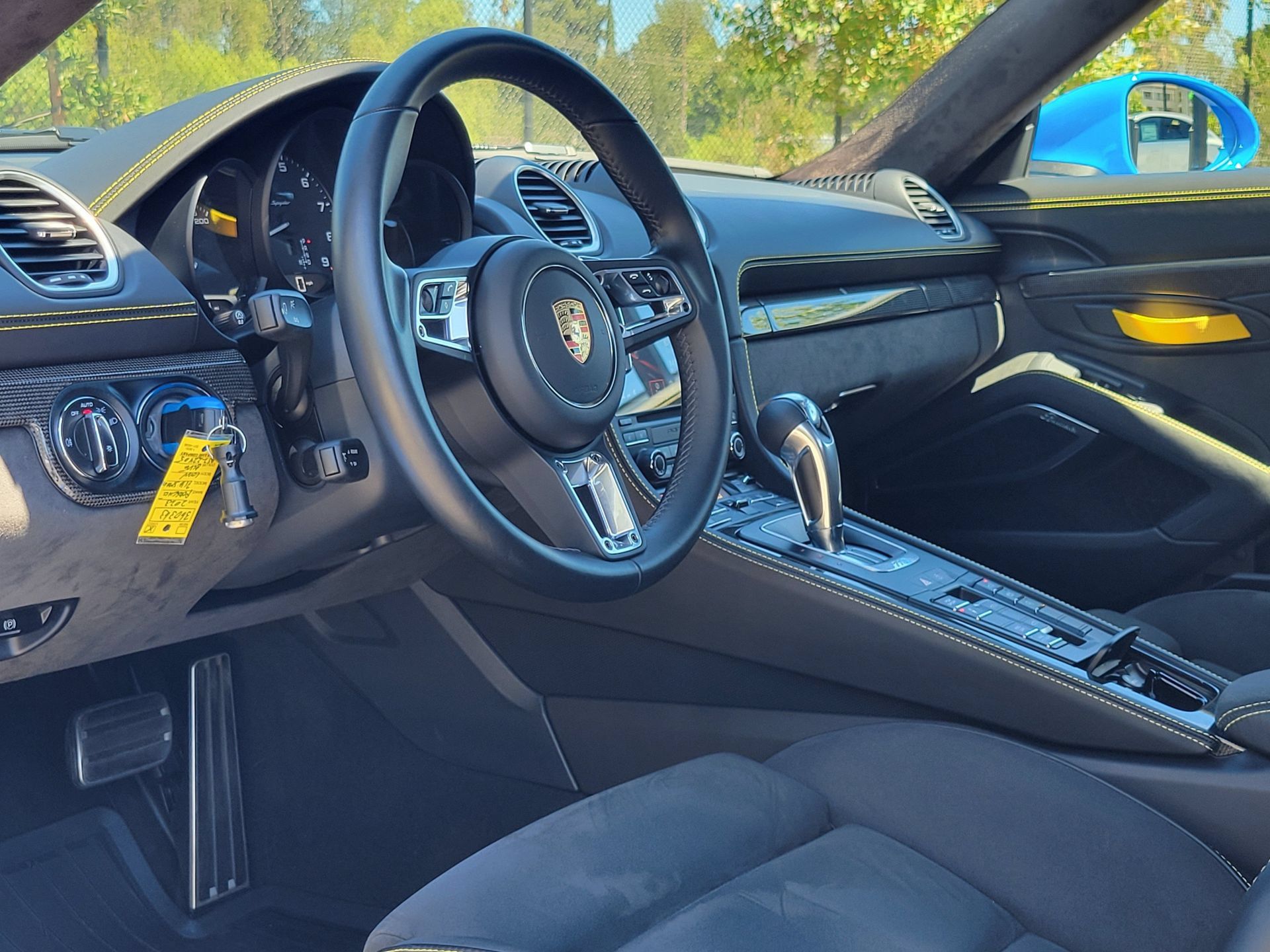 Certified 2023 Porsche 718 Boxster Spyder RWD image 4