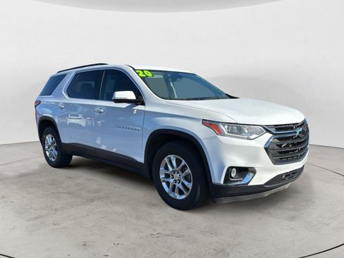 Used 2020 Chevrolet Traverse LT image 1