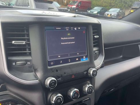 Used 2024 RAM 2500 Big Horn image 27