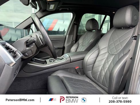 Used 2025 BMW X5 xDrive50e image 15