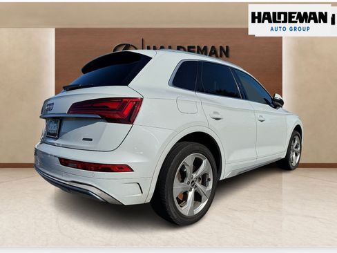 Used 2021 Audi Q5 2.0T Premium Plus w/ Premium Plus Package AWD/4WD image 4
