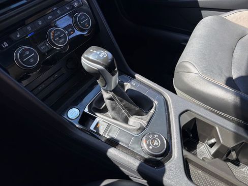 Certified 2023 Volkswagen Taos SEL AWD/4WD image 19