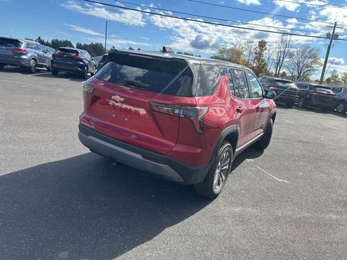 New 2026 Chevrolet Equinox LT w/ Convenience Package II image 8