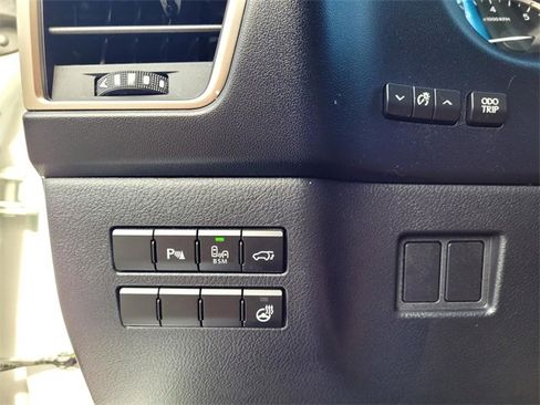 Used 2017 Lexus NX 200t FWD image 18