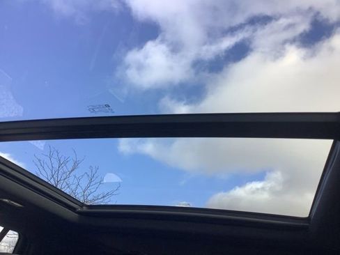 Used 2023 Chevrolet Tahoe LT w/ Luxury Package image 30