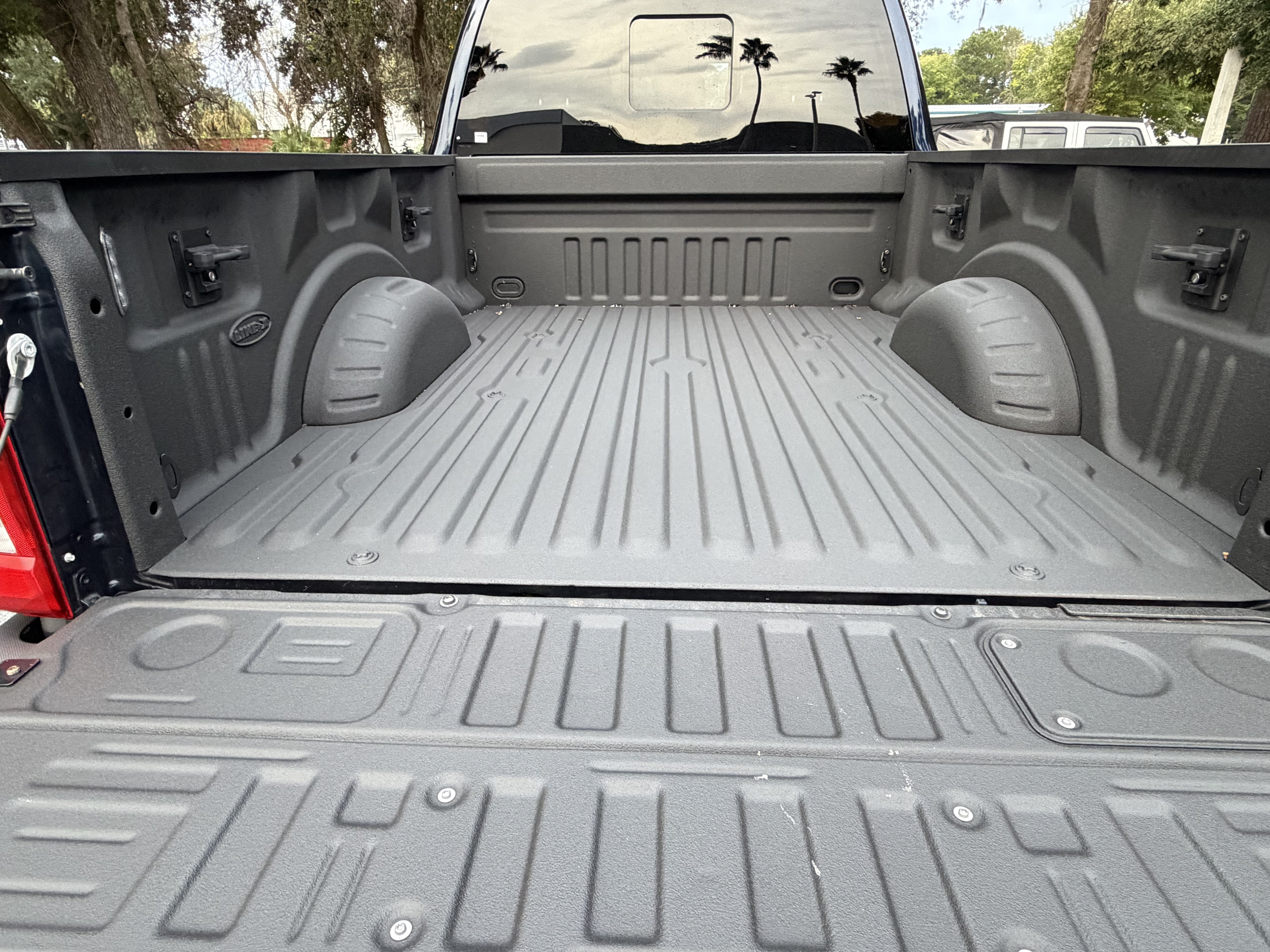 Used 2023 Ford F250 Lariat w/ Lariat Ultimate Package AWD/4WD image 48