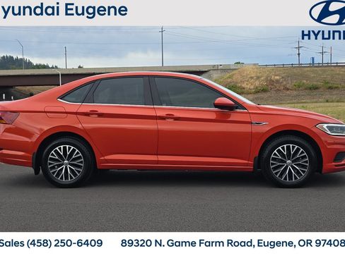 Used 2019 Volkswagen Jetta SEL FWD image 2