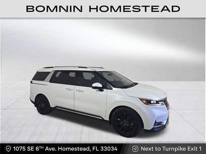 Used 2023 Kia Carnival SX