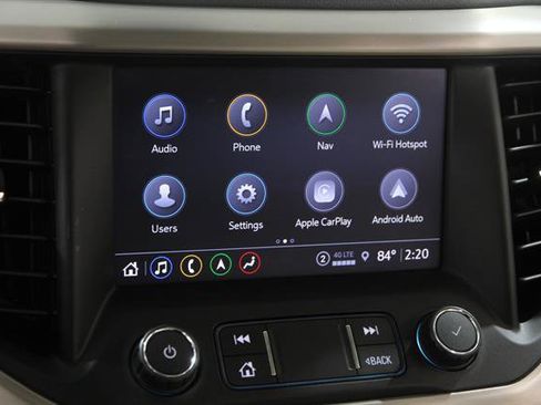 Used 2021 GMC Acadia Denali w/ Denali Ultimate Package AWD/4WD image 10