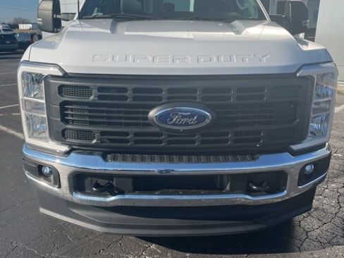 Used 2023 Ford F350 XL w/ 360-Degree Camera Package image 9