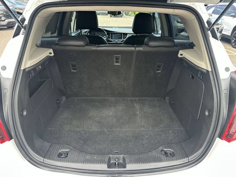 Used 2021 Buick Encore Preferred w/ Safety Package FWD image 30