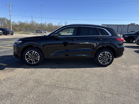 Certified 2025 Audi Q5 Premium Plus w/ Premium Plus image 2