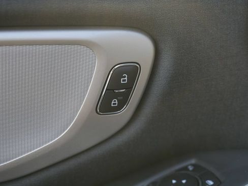 Used 2025 Ford Expedition Active RWD image 22
