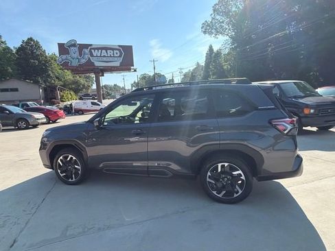 Used 2025 Subaru Forester Limited w/ Popular Package #2 AWD/4WD image 14