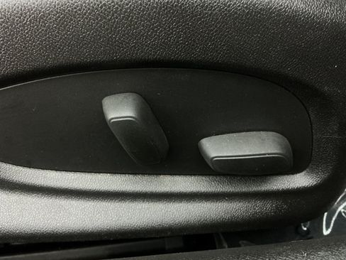 Used 2017 Chevrolet Camaro LT RWD image 34